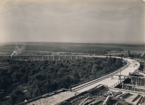 Bau des Aichelbergviaduktes